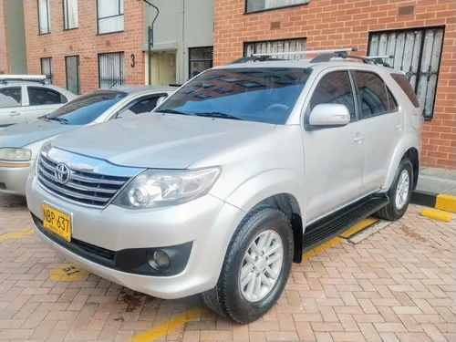 Toyota Fortuner 2.7l 4x2