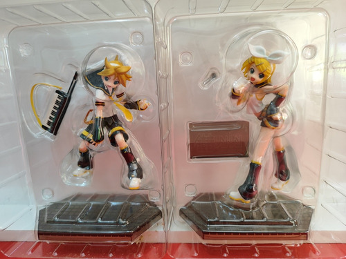 2 Figures Vocaloid - Kagamine Rin E Len (good Smile Company)