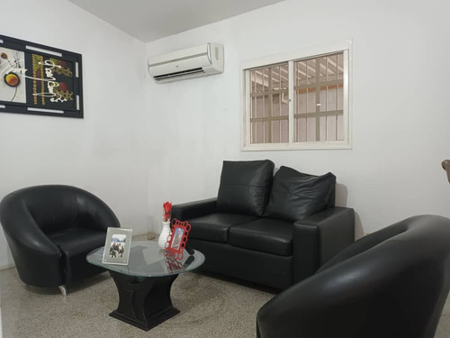 Casa En Ciudad Alianza, Segunda Etapa, Calle Cerrada, Guacara , Edo. Carabobo. (ycolin)