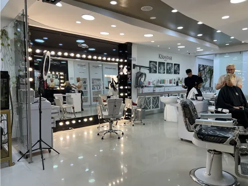 Se Arrienda Local-negocio Salón De Belleza En Santa Ana