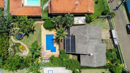 Casa Em Condomínio Com Natureza, Tranquilidade E Segurança