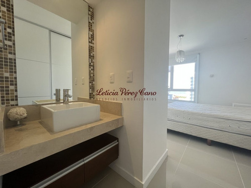 Imagen 10 de 21 de Venta Apartamento 2 Y Medio Dormitorios, Playa Brava