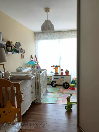 Apartamento En Venta - 3 Dormitorios - 2 Baños Con Terraza Y Patio - Garaje - 26 De Marzo - Pocitos