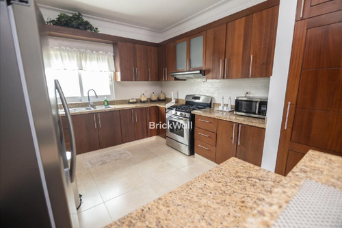 Apartamento Amueblado - La Española - Santiago De Los Caballeros