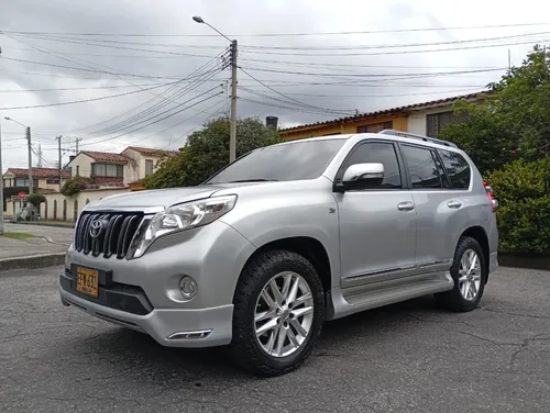 Toyota Prado Txl 4x4 Atm 7p Con Techo Y Cuero Nivel 2
