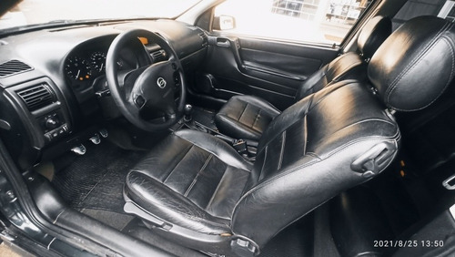 Imagem 2 de 13 de Chevrolet Astra 1999 2.0 Gls 3p