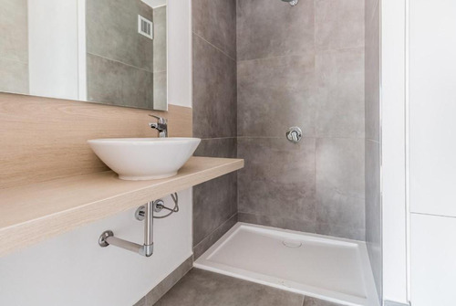 Excelente Loft Con Cochera En Venta. Distrito Quartier, Retiro.