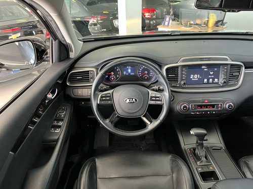 Kia Sorento 2.4 16V GASOLINA EX 7L AUTOMÁTICO