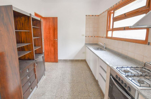 Ph Venta 2 Dormitorios 1 Baño Patio 81 Mts 2 Cubiertos 100 Mts 2 Totales - La Plata