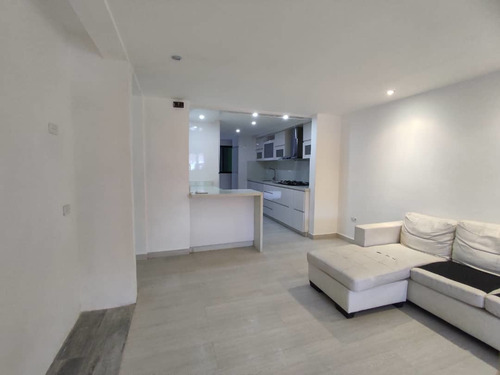 Imagen 2 de 14 de Townhouse En Urb. Manantial En Mañóngo Naguanagua