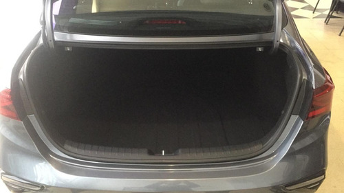 Kia Cerato 2.0 Sx At6 4 P
