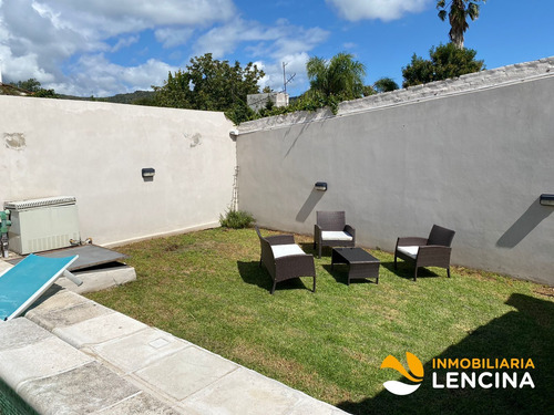 Imagen 20 de 20 de Casa En Venta 4 Dormitorios Mas Departamento 2 Dormitorios - Santa Rita
