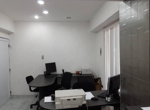 Imagen 3 de 3 de Local En Venta En Maracay // 04243385555