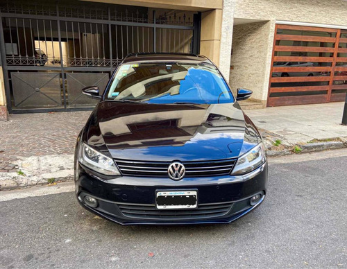 Imagen 1 de 9 de Volkswagen Vento 2.5 Luxury Tiptronic 170cv 2011