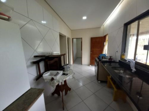 Imagem 8 de 18 de Chácara Em Itanhaém, No Bairro Parque Vergara, Com Espaço Para Piscina, Área De Serviço, Almoxarifado, Galinheiro E Vagas Para 10 Automóveis Ref: 9740/ac