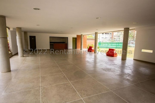 Imagen 19 de 28 de Mls #22-23505 Acogedor Apartamento Actualizado, En Una De Las Mejores Urbanizaciones De Caracas Que Dispone De 2 Pozos Profundos, Por Lo Que Nunca Falta El Agua. Afm.