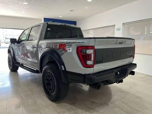 Ford Lobo Raptor R