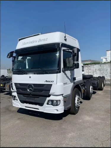 Mercedes Benz Atego 3033 8x2 Bitruck 2025e6 0km (entr+parc)