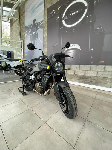 Husqvarna Svartpilen 250-fin@nci@la Cuota Fija-bluetooth-gps