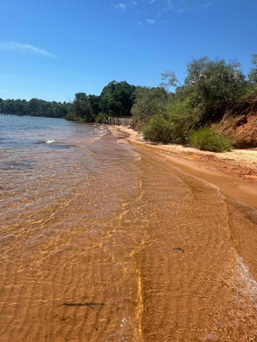 Casa De 180 Mt ,con Playa Sobre Río Paraná. Ituzaingo, Provincia De Corrientes, Seguridad 24 Hs, Capacidad 8 Personas, De Lujo, Totalmente Equipada, Casa De Casero Equipada Independiente, Alq Tempor
