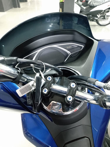 Imagen 10 de 15 de Honda Pcx 150 Modelo 2020 0km! División Ruedas Honda Oficial