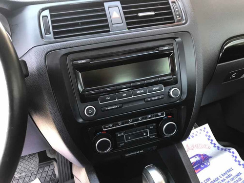 Volkswagen Jetta 2012 2.0 Comfortline Flex 4p Automática