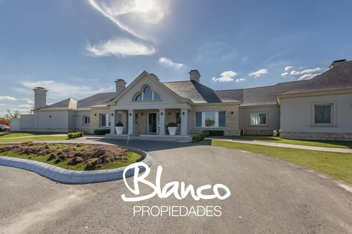 Imagen 5 de 19 de Oportunidad! Espectacular Lote De 1365 Metros Dentro Del Barrio Pilará - El Cabriolet