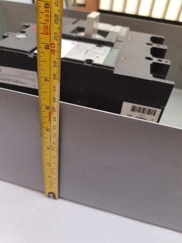 Interruptor Termomagnetico 2 Polos 250 A Con Gabinete