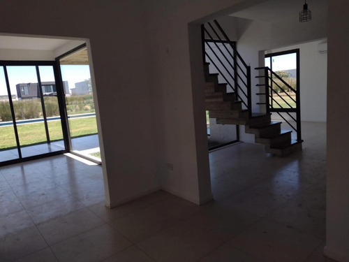 Imagen 11 de 20 de Casa - Araucarias