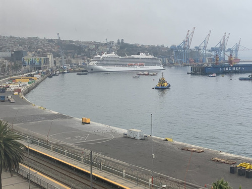  Amplia Oficina Plan Valparaiso Con Vista A La Bahia