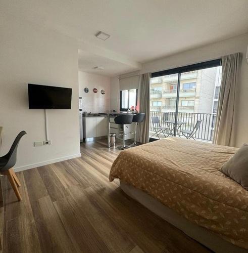 Departamento Monoambiente En Alquiler - 1 Baño - San Cristóbal