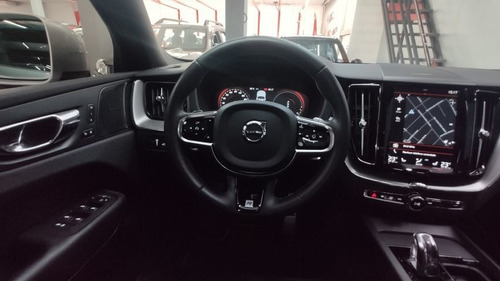Volvo Xc60 R-design Hybrid Awd Geartronic 2.0 T8, Ier8990
