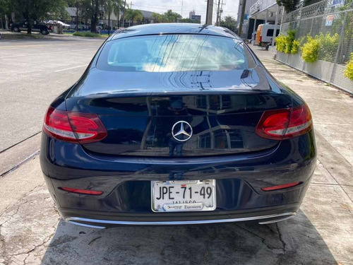 Imagen 4 de 14 de Mercedes-benz Clase C 2018 1.6 180 Cgi Coupe At