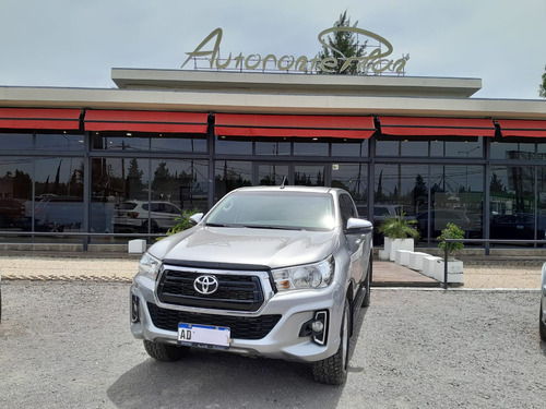 Toyota Hilux 2.8 Cd Srv 177cv 4x4