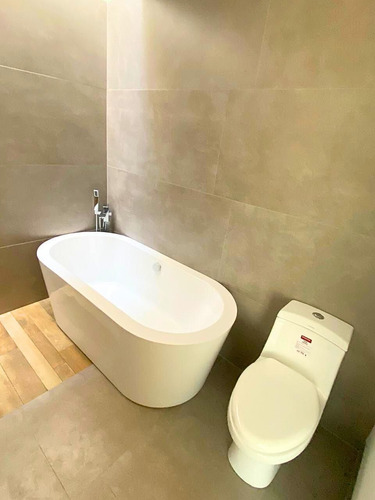 Equipada Casa En Venta- Zibatá