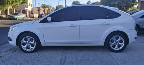 Ford Focus Ghia Aut 2.0 Berissense