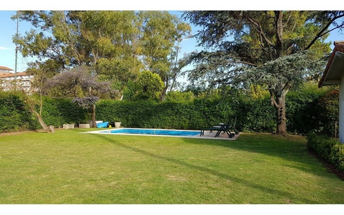 Imagen 4 de 24 de Hindú Club - Alquiler 2da Quinc.enero 2023. Hermoso Chalet En Pb C/ 3 Dorm. En Suite. Lote 1078 M2