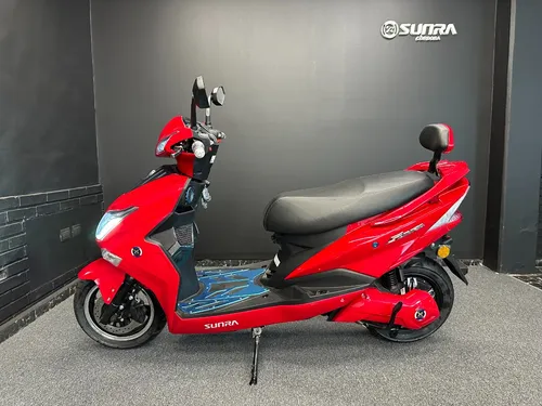 Moto Eléctrica Sunra Hawk Litio 2025