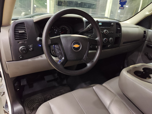 Chevrolet Silverado Ls