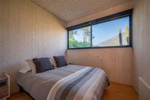 Casa De Arquitectos En Venta De 6 Dorm. En Olmué