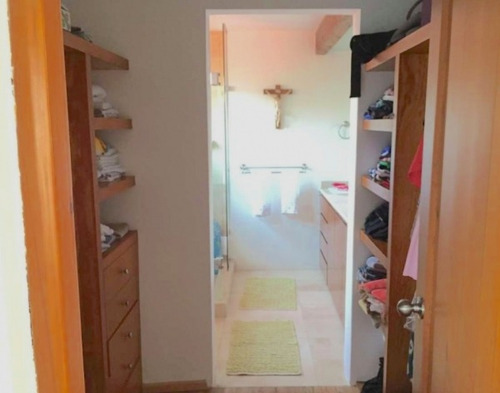 Casa En Venta En Bosques De Las Lomas En Paseo De Las Lilas