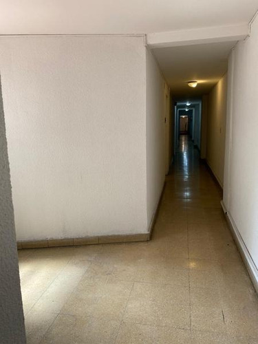 Venta Departamento 4 Ambientes Patio Centro