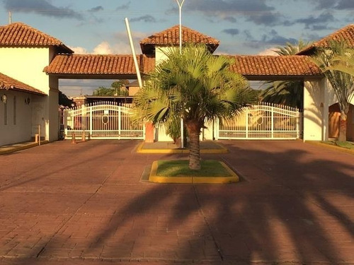Imagen 24 de 25 de Mariestela Boada, Alquila Espaciosa Casa Zona Exclusiva El Tigre #22-6909