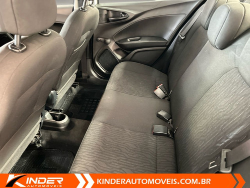 Fiat Cronos 1.3 Flex 4p