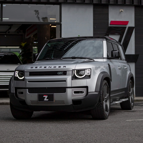 Land Rover Defender First 3.0 2021