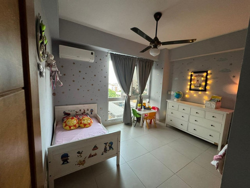 Gazcue - Apartamento En Venta - Vista Al Mar- 3 Habitaciones - Balcón Amplio - Patio Interior Área De Caminata Área Social (piscina, Gimnasio, Área Infantil).