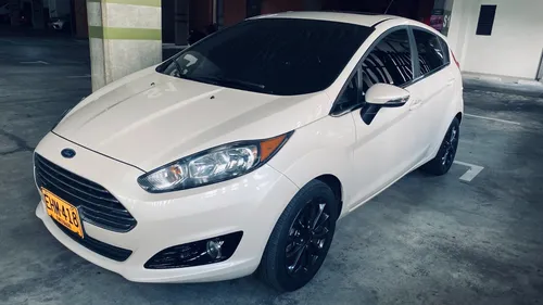 Ford Fiesta 1.6 Titanium Mt