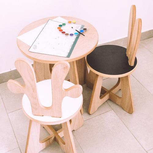 Imagen 3 de 10 de Juego De Mesa 45 Cm + 2 Sillas Para Niños - Envío Gratis