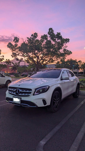 Mercedes-Benz Clase GLA 1.6 200 Cgi Sport At