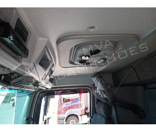 Imagem 13 de 14 de Caminhão Mercedes 2035 - 4x2 T